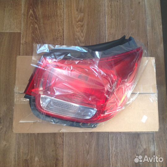 Новый фонарь задний правый Chevrolet Malibu