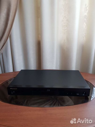 Blu-ray плеер Pioner BDP-170