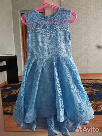 Платье праздничное