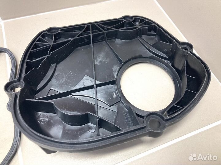 Кожух ремня грм Volkswagen Passat B7 2011-2015