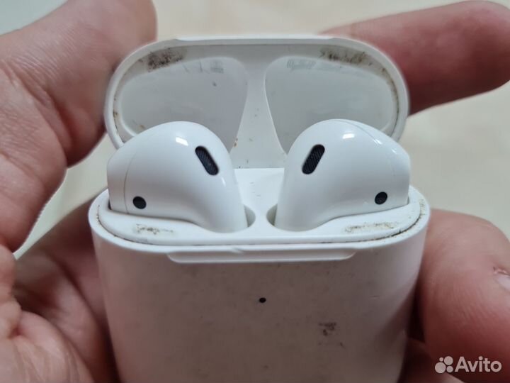 Airpods 1