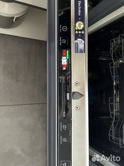 Electrolux emg 48200L