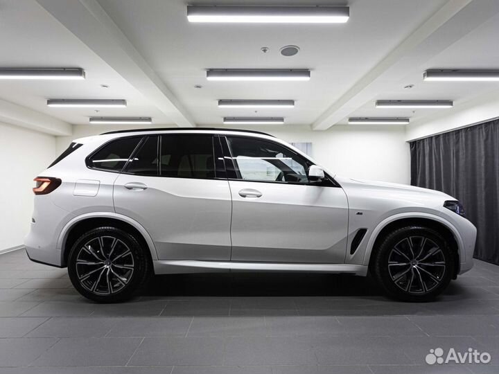 BMW X5 3 AT, 2023