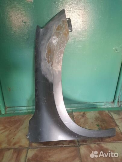 Крыло переднее правое на skoda yeti 2014