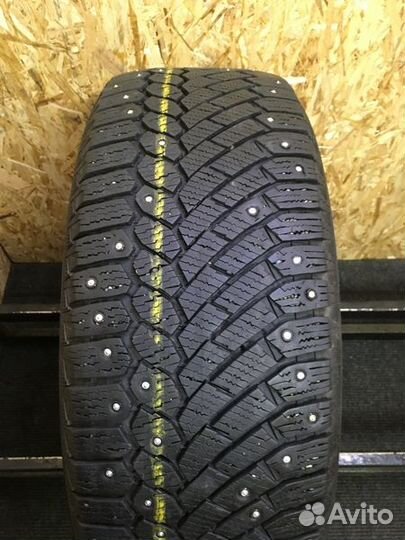 Gislaved Nord Frost 200 235/55 R18 104T