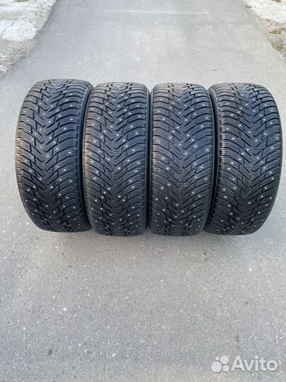 Nokian Tyres Hakkapeliitta 8 235/45 R19 99T