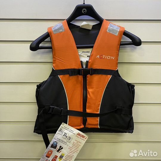 Жилет страховочный Action Buoy Aid Adult