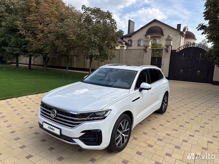 Volkswagen Touareg 3.0 AT, 2018, 93 600 км