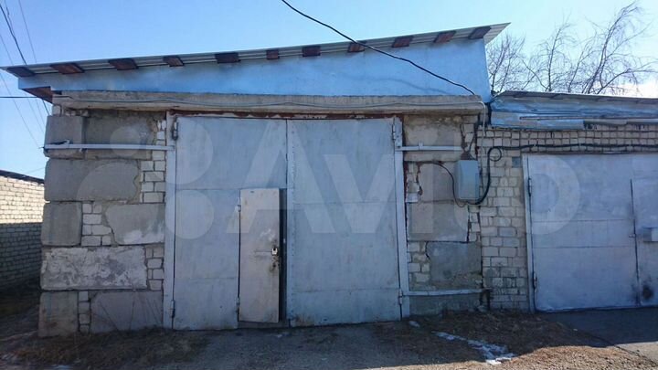 Машиноместо, > 30 м²