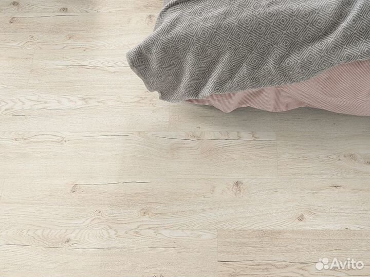 Ламинат Egger Дуб Ольхон белый EPL141