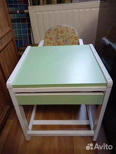 Детский стол и стул