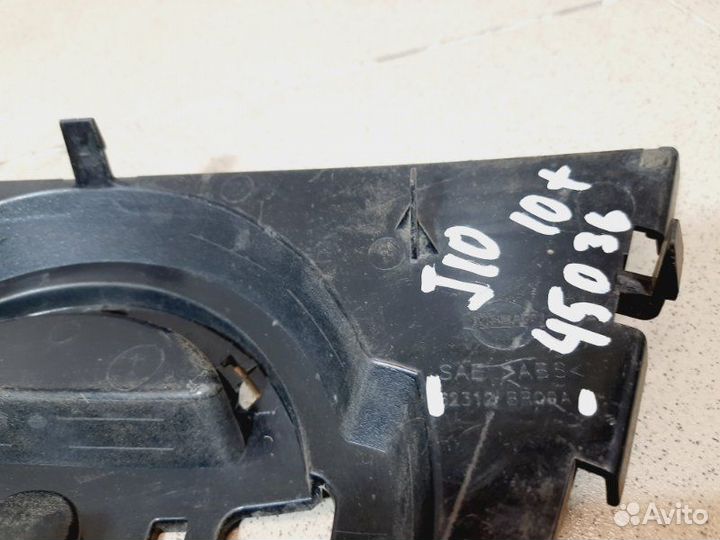 Накладка на решетку радиатора Nissan Qashqai J10