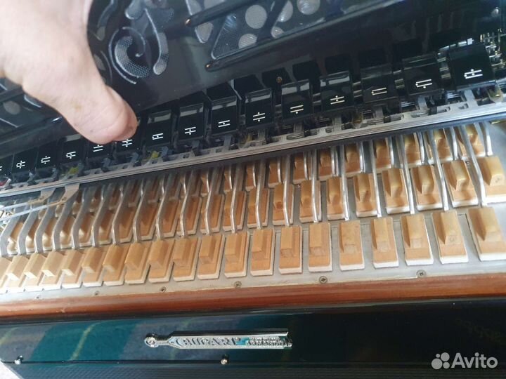 Баян Bugari Armando Готово-выборный