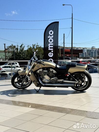 Harley-Davidson V-ROD muscle