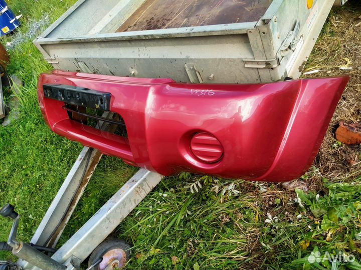 Бампер передний Ниссан Nissan NP300, Navara D22