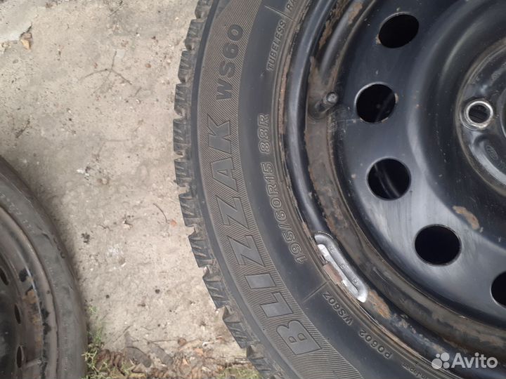 Bridgestone Blizzak WS-60 195/60 R15 88R