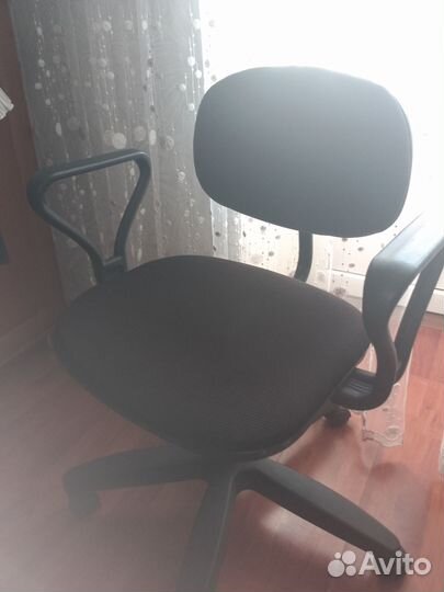 Компьютерное кресло