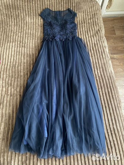 Вечернее платье