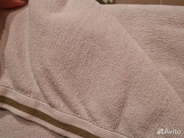 Полотенца банные и маленькие