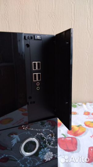 Корпус пк InWin с бп, DVD-приводом и карт-ридером