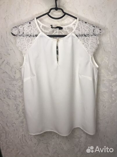 Новая блузка с гипюром. 44 размер