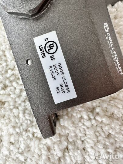 Доводчик дверной palladium