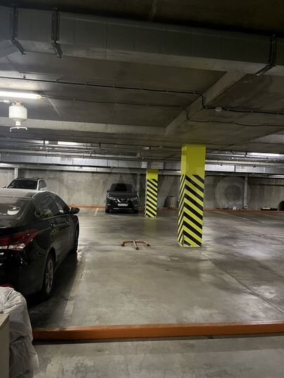 Машиноместо, 16 м²