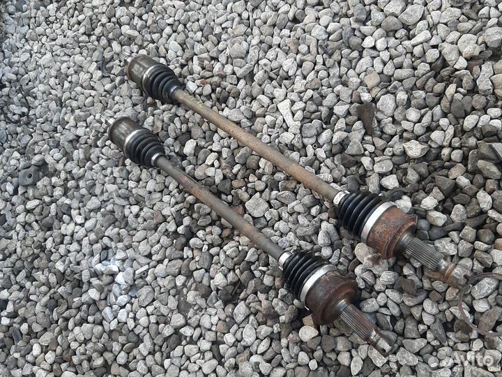 Привод задний Левый Мицубиси Аутлендер XL