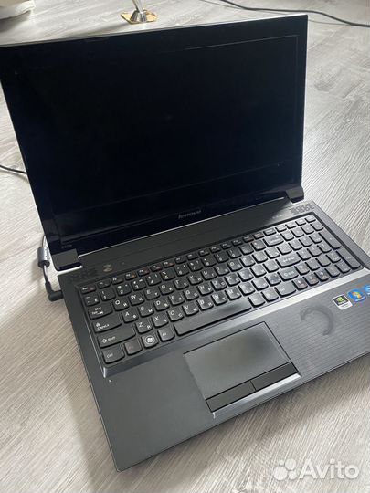 Lenovo B570e