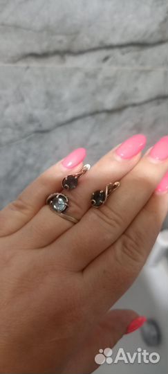 Серебряные серьги и кольцо