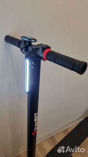 Электросамокат Iconbit