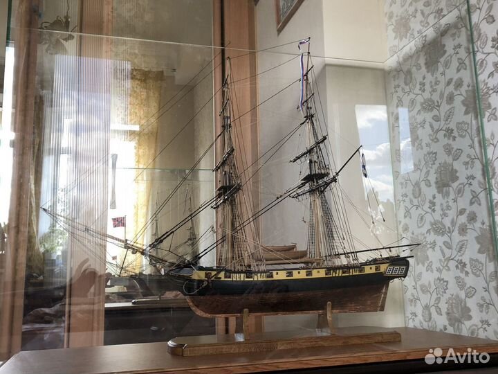 Футляр бокс для модели корабля