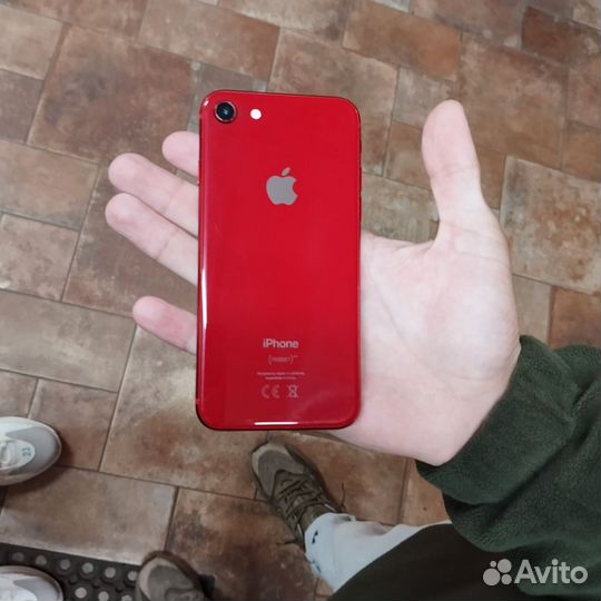 Телефон iPhone 8 64 gb
