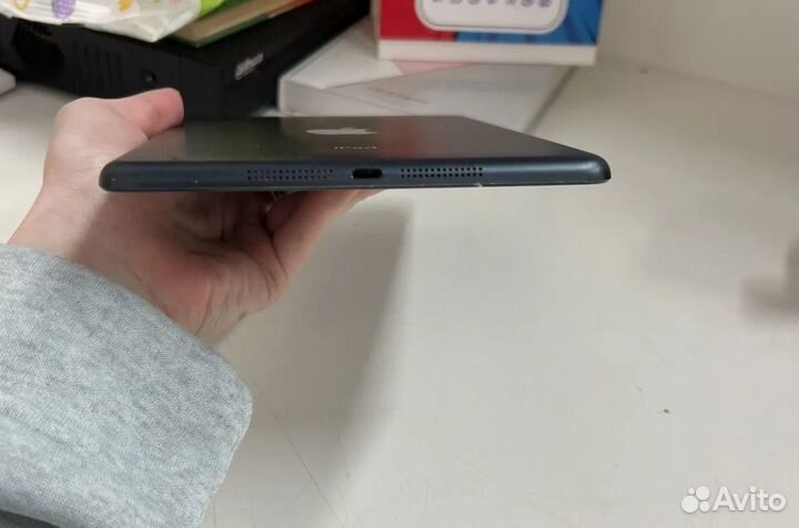 iPad mini wi-fi + cellular на 32 Гб