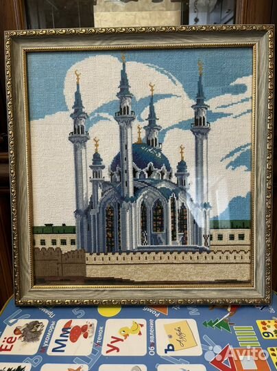 Картины из бискра и вышивка