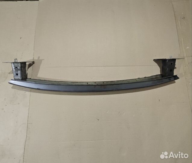 Усилитель бампера переднего Skoda Octavia 04-13