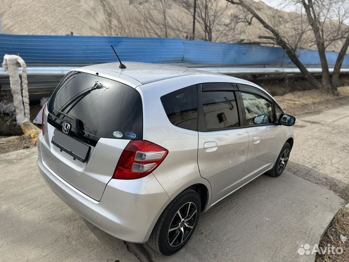 Honda Fit 1.5 AT, 2008, 200 000 км