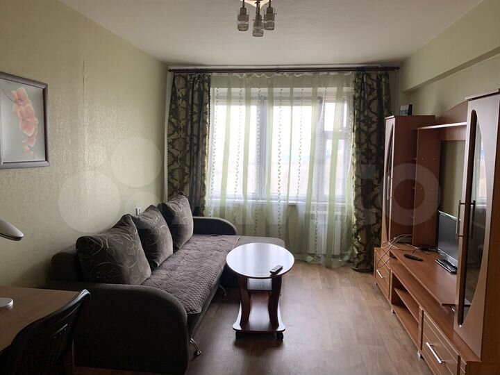 2-к. квартира, 55 м², 3/5 эт.
