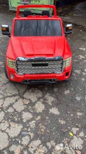 Детский электромобиль