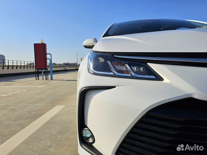 Toyota Corolla 1.2 CVT, 2022, 500 км