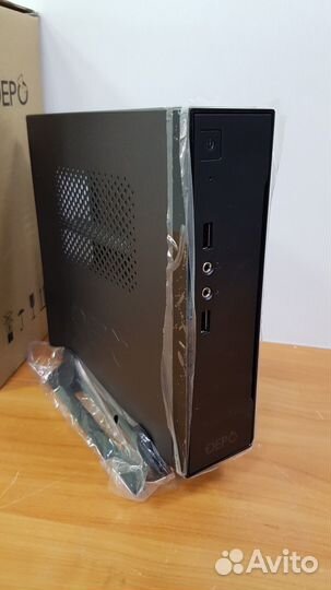 Depo Компьютерный корпус mini-ITX UltraXThree