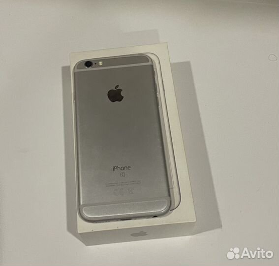 iPhone 6S, 32 ГБ