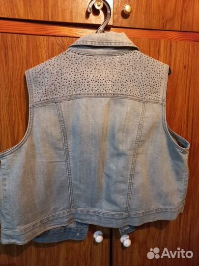 Жилетка безрукавка джинсовая р- р 54