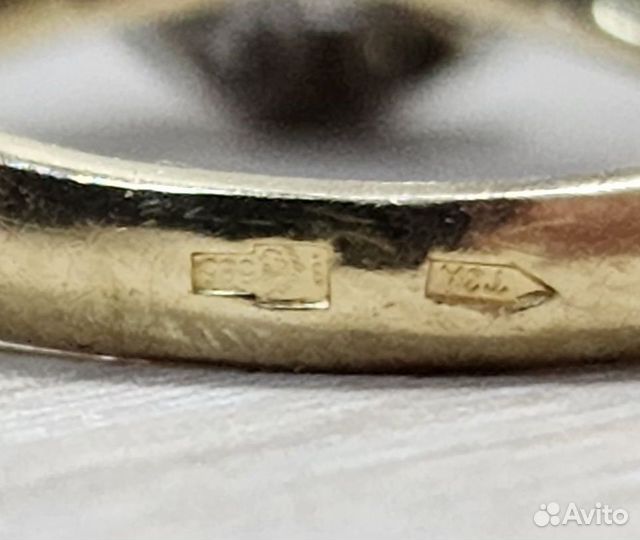 Золотое кольцо 585 пробы