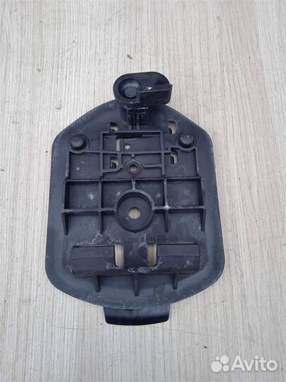 Кронштейн знака аварийной остановки Mercedes Benz