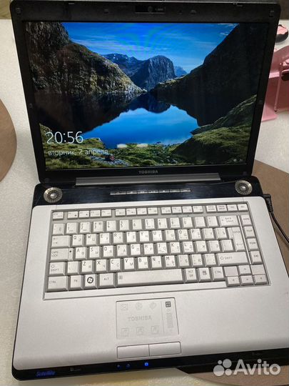 Toshiba satellite a200-23J