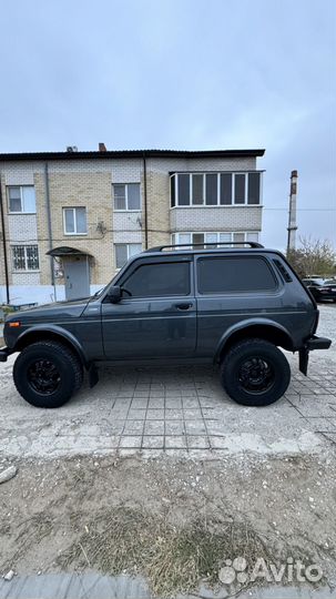 ВАЗ Niva Legend Bronto 1.7 МТ, 2022, 42 000 км