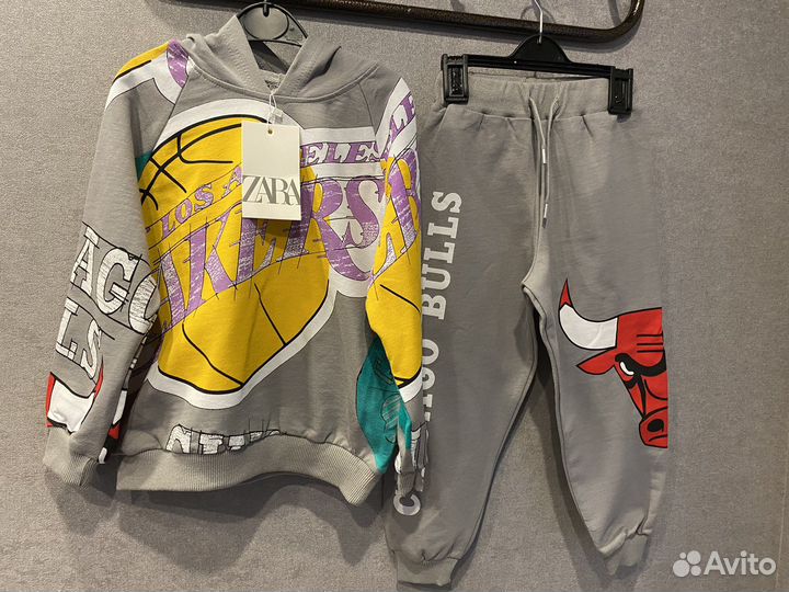 Костюм Zara новый