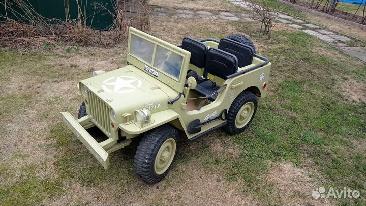 Детский электромобиль бу