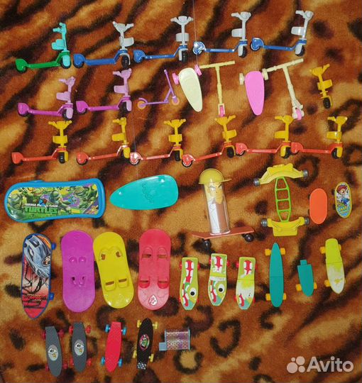 Киндер сюрприз поезда самолеты лодки